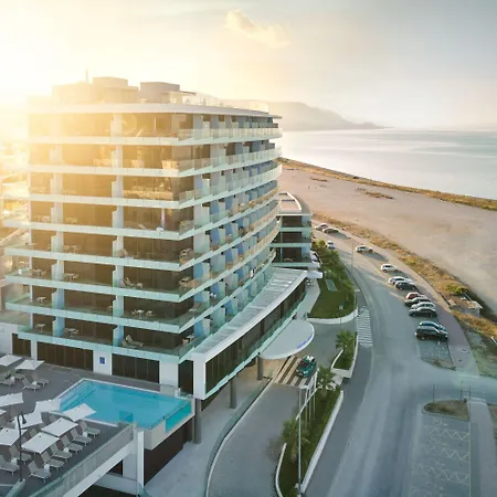 Amphora ホテル 4*