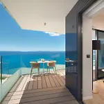 Amphora 4* سبليت