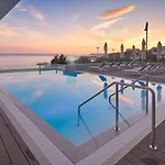 Amphora 4* سبليت