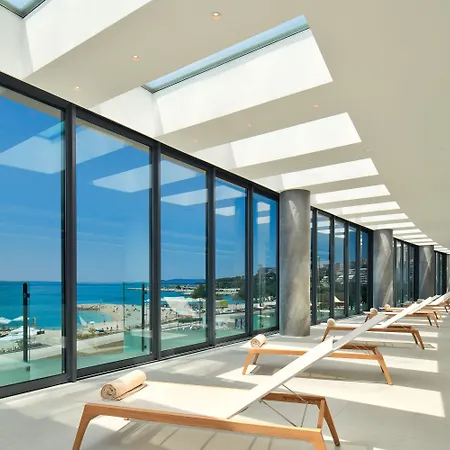Hotel Amphora 4*