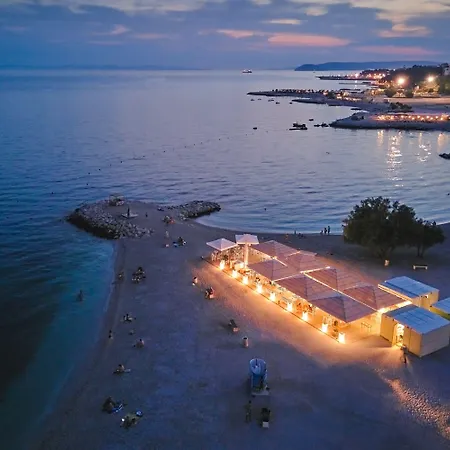 Amphora Hotel