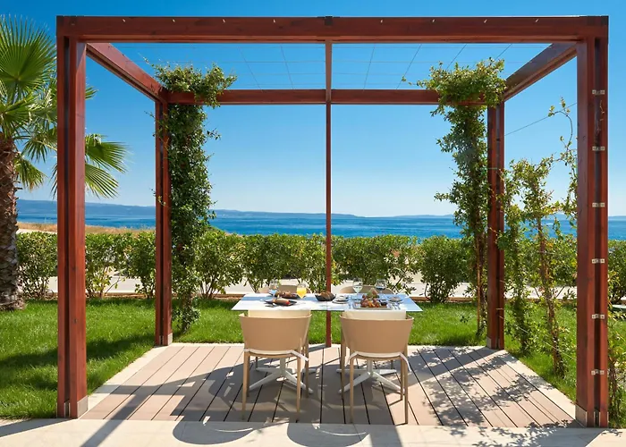 ホテル Amphora 4*